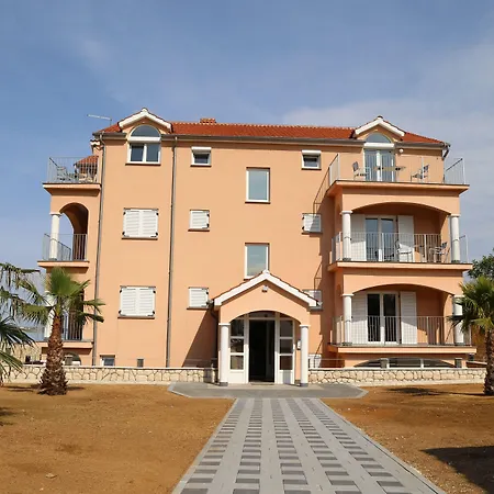 Mk Nin Apartament Vrsi